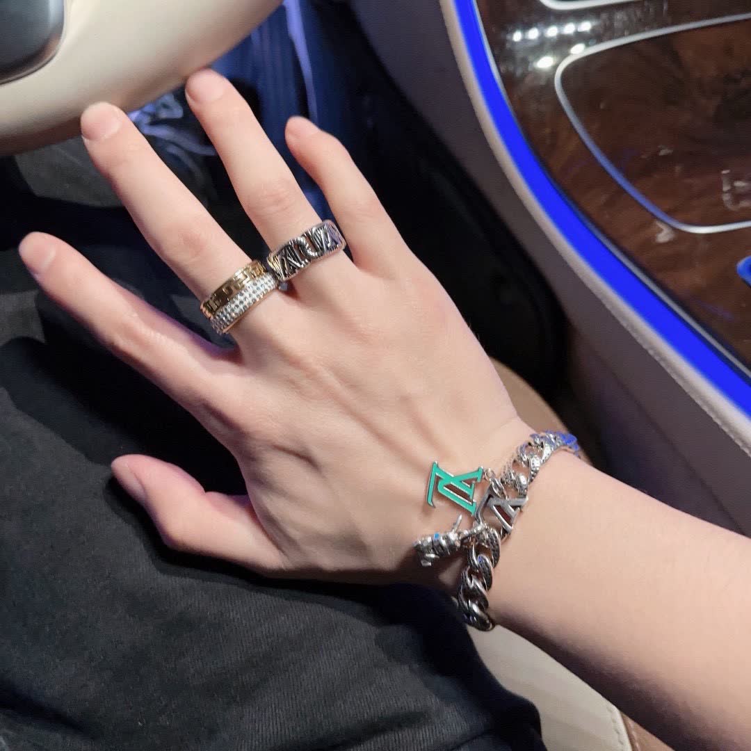 Louis Vuitton Silver Ring
